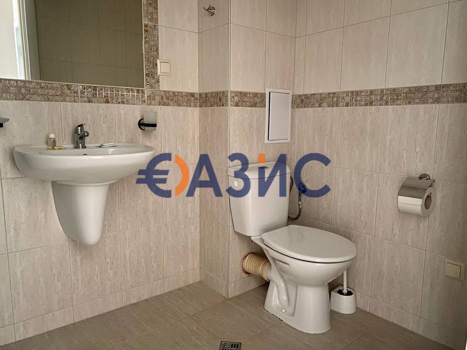 Продава се Едностаен апартамент в к.к. Слънчев бряг - 35 кв.м за 1400 €/кв.м - Снимка #8