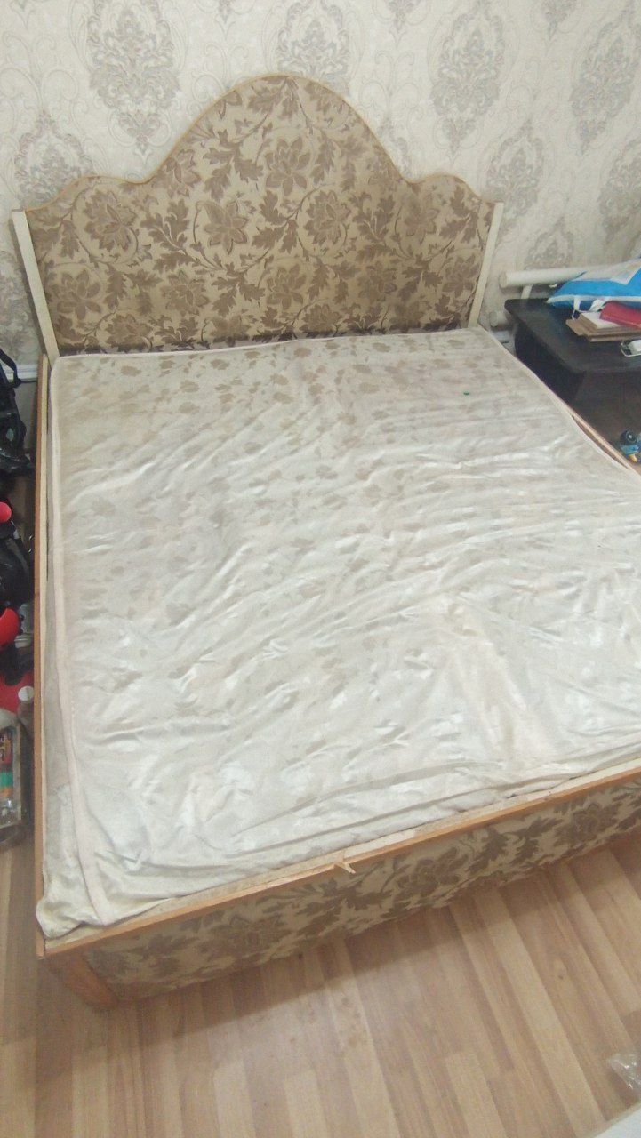 Срочно продам кровать