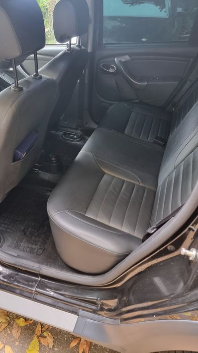 Proprietar vand Dacia Duster 2016 euro 6 1.5 dci 110 cp