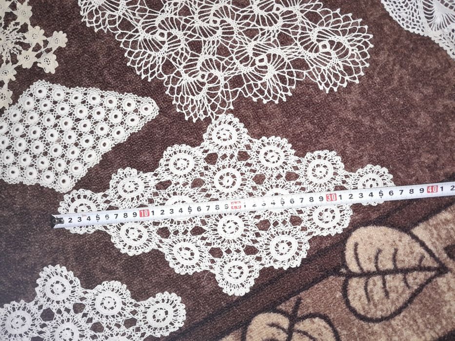 Бродирани карета