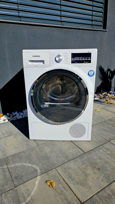 Uscator de haine Siemens iq 500 8kg A+++