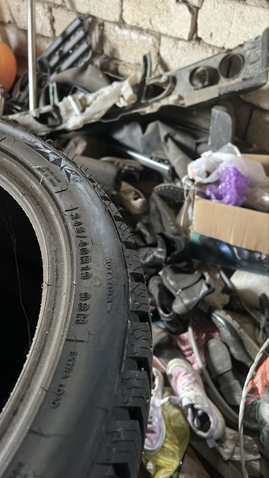 Шины зимние новый р19