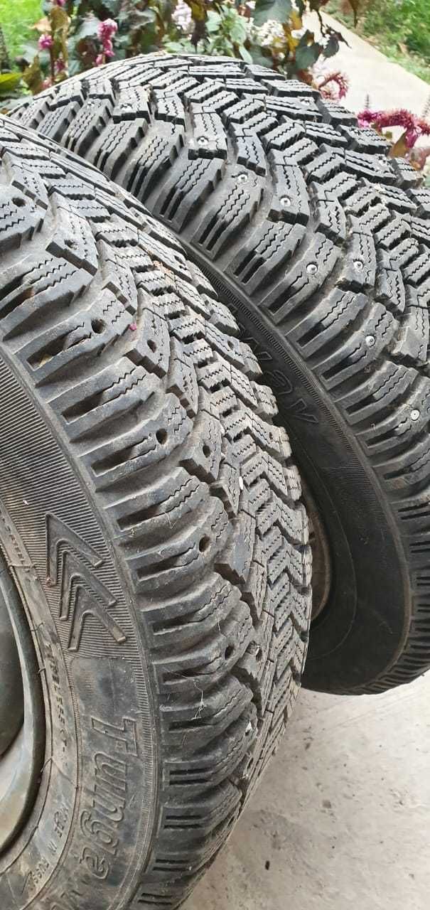 Зимные Шины TUNGA NordWay с дисками в хорошем состоянии 185/65 R14 86Q