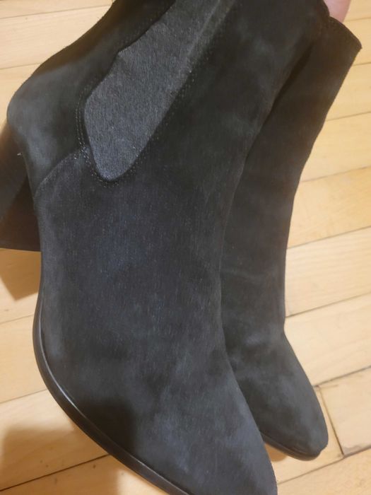 Ghete piele intoarsa 40 marime