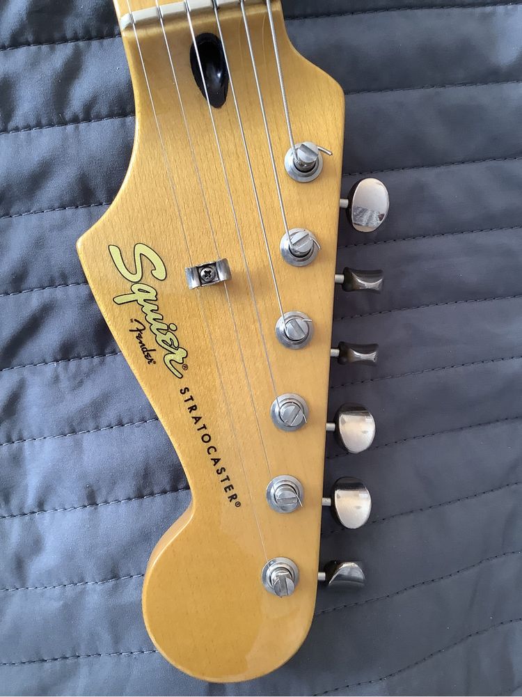 Squier Stratocaster Vintage Vibe (Fender) pentru cunoscàtori