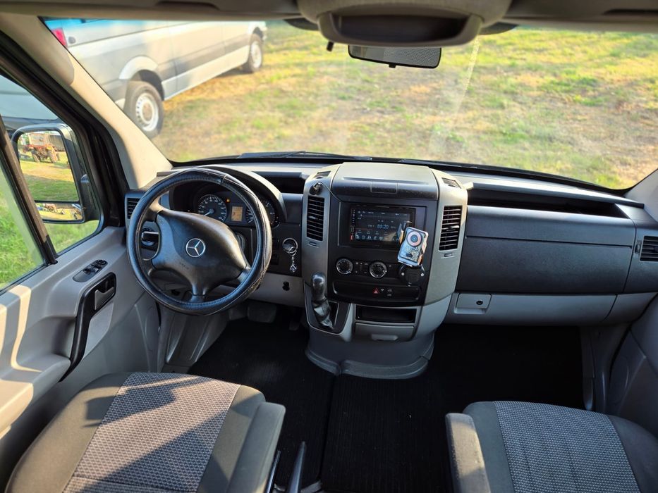 Mercedes Sprinter 519 Model 3.0 190 cai  3.5 t