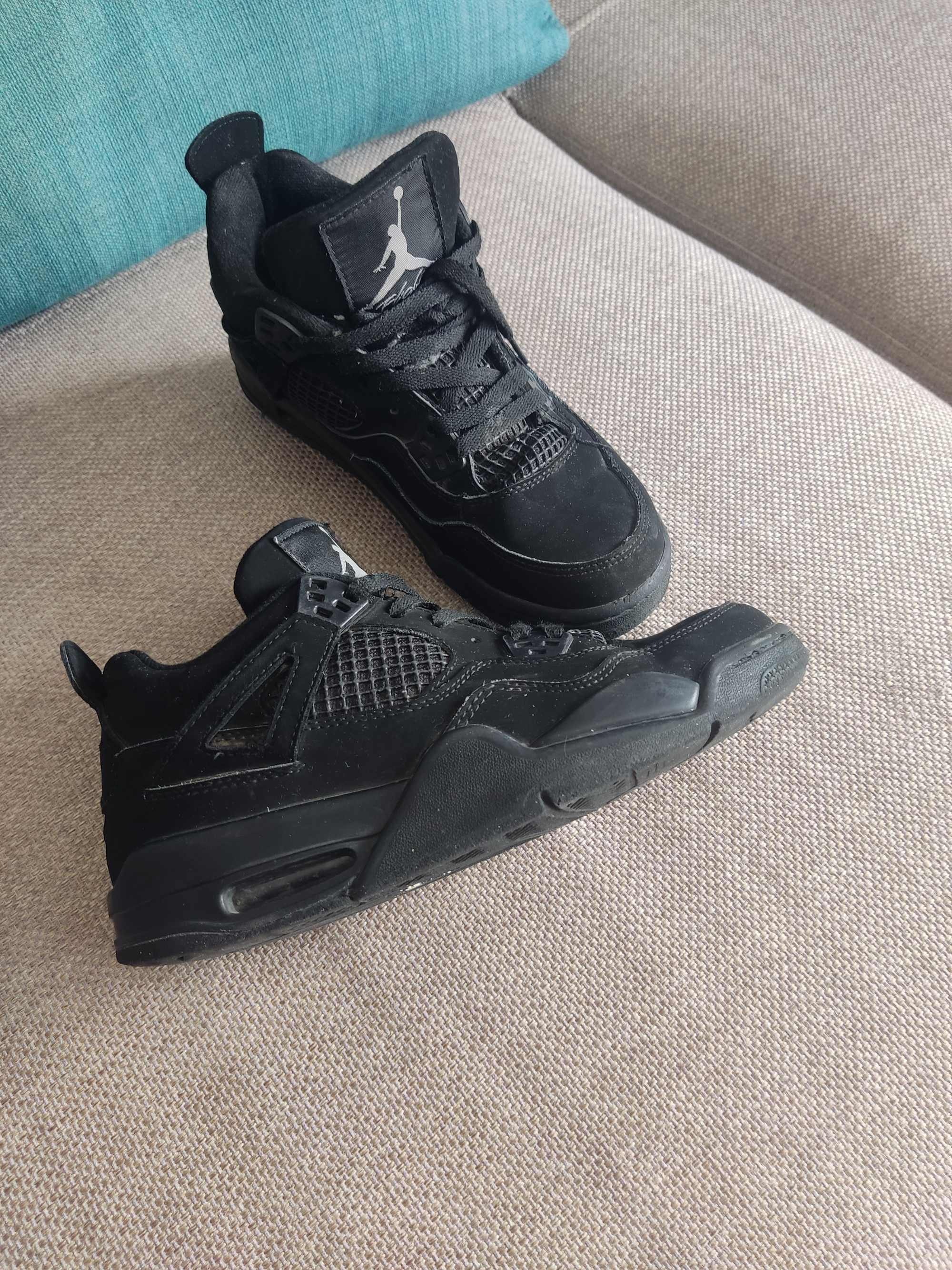 Jordan 4 black cat
