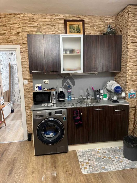 Продава се Двустаен апартамент в Пловдив, Тракия - 48 кв.м за 1855 €/кв.м - Снимка #1