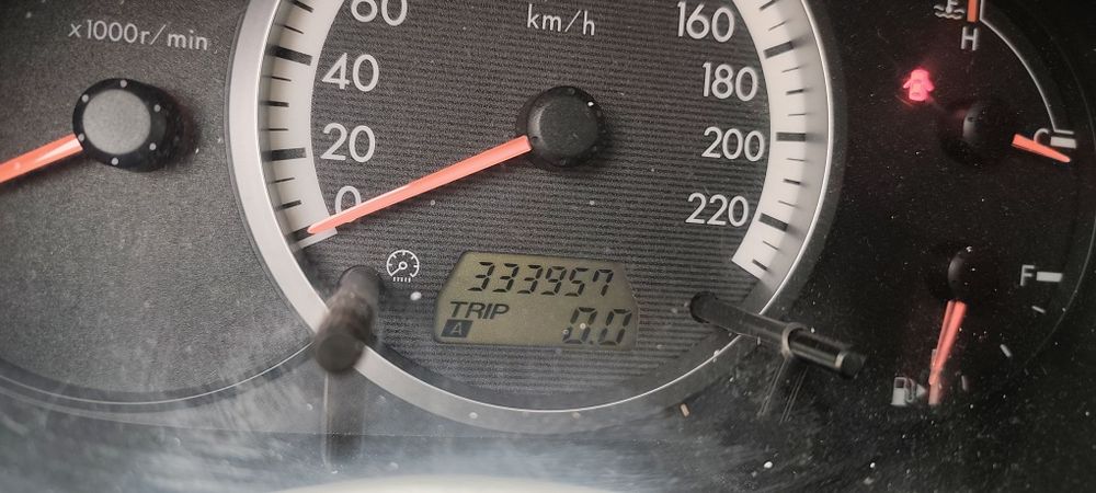 Vând Mazda 5 cu probleme