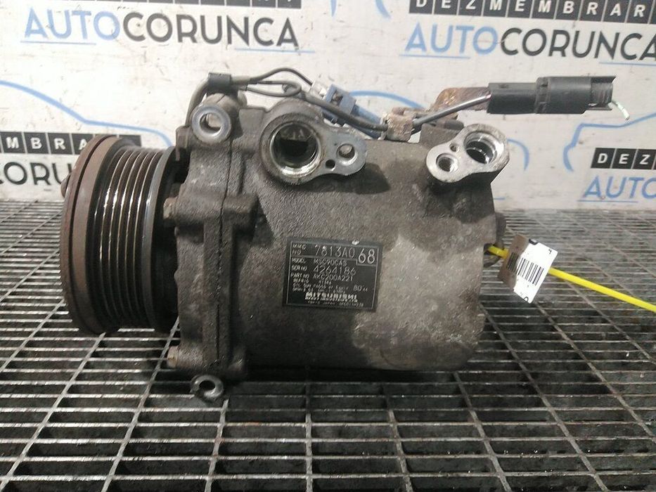 Compresor clima Mitsubishi Outlander 2.4 B 2005 - 2009 	4B12 (1270) 7813a068