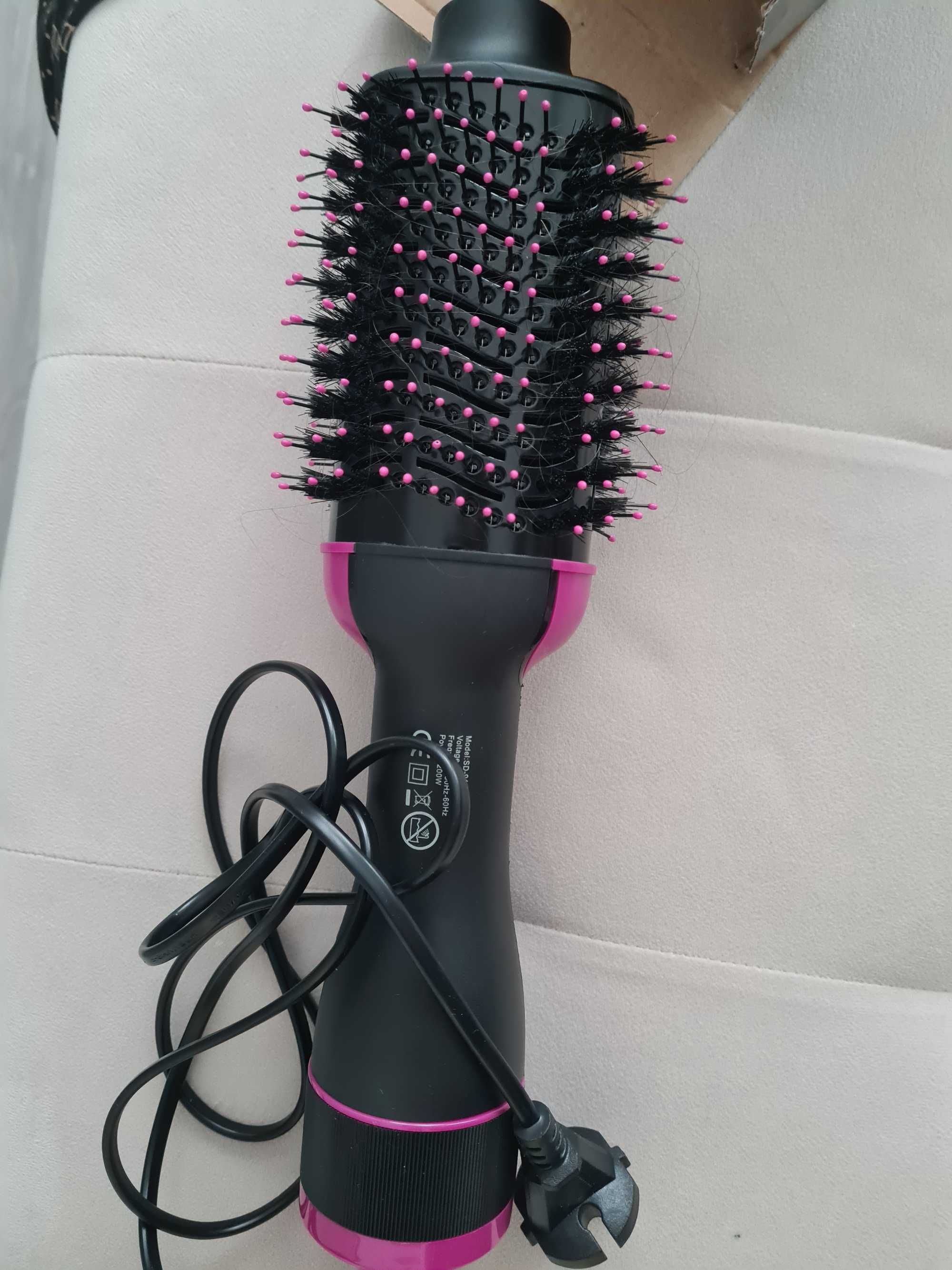 Четка сешоар . Styloom