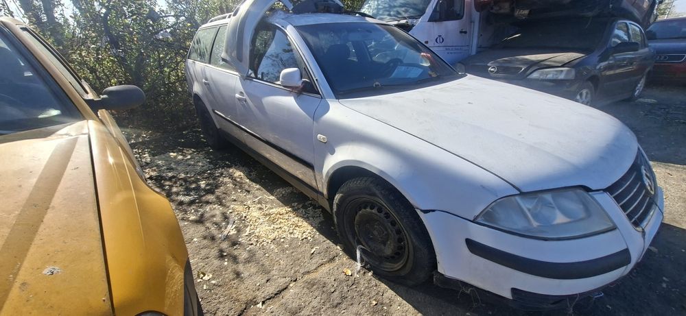Dezmembrez Volkswagen Passat B55 1.9 D 2002