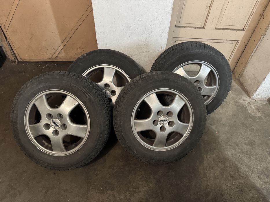 Джанти с гуми 15-ки