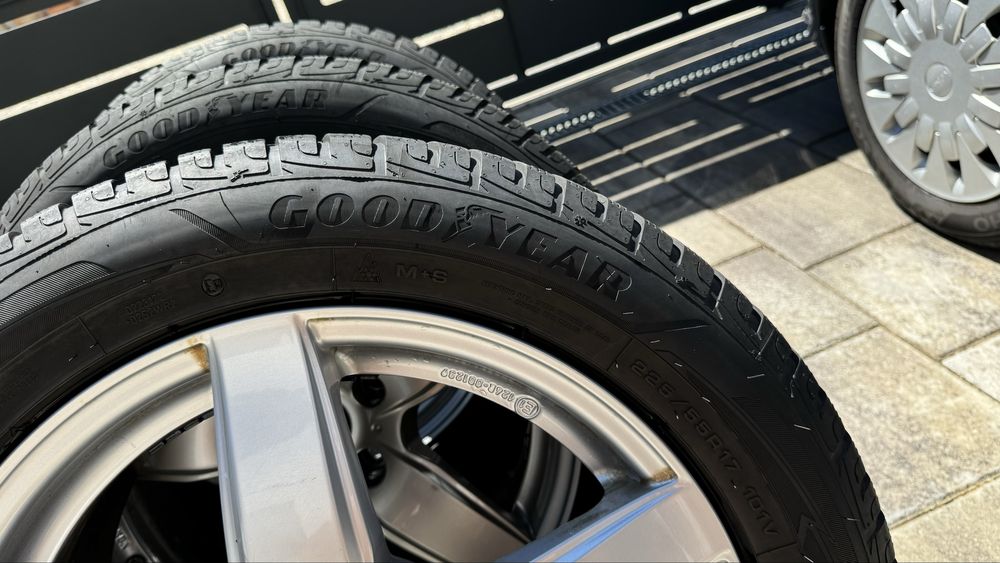 Roti Iarna BMW seria 3,4,5 Dezent , anvelope noi runflat !