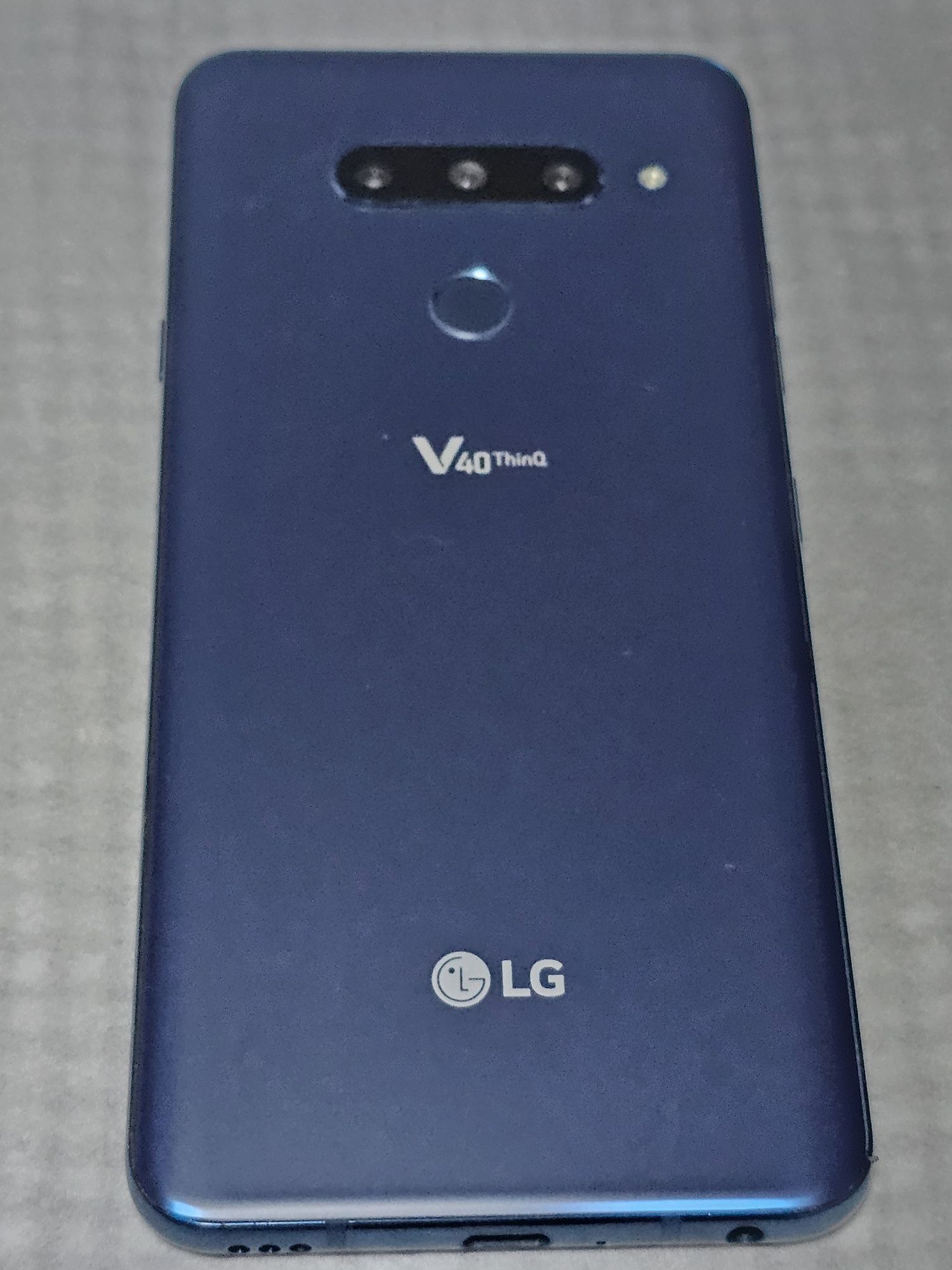 Telefon mobil LG V40, Dual SIM, 128GB, 6GB RAM, 4G, Albastru