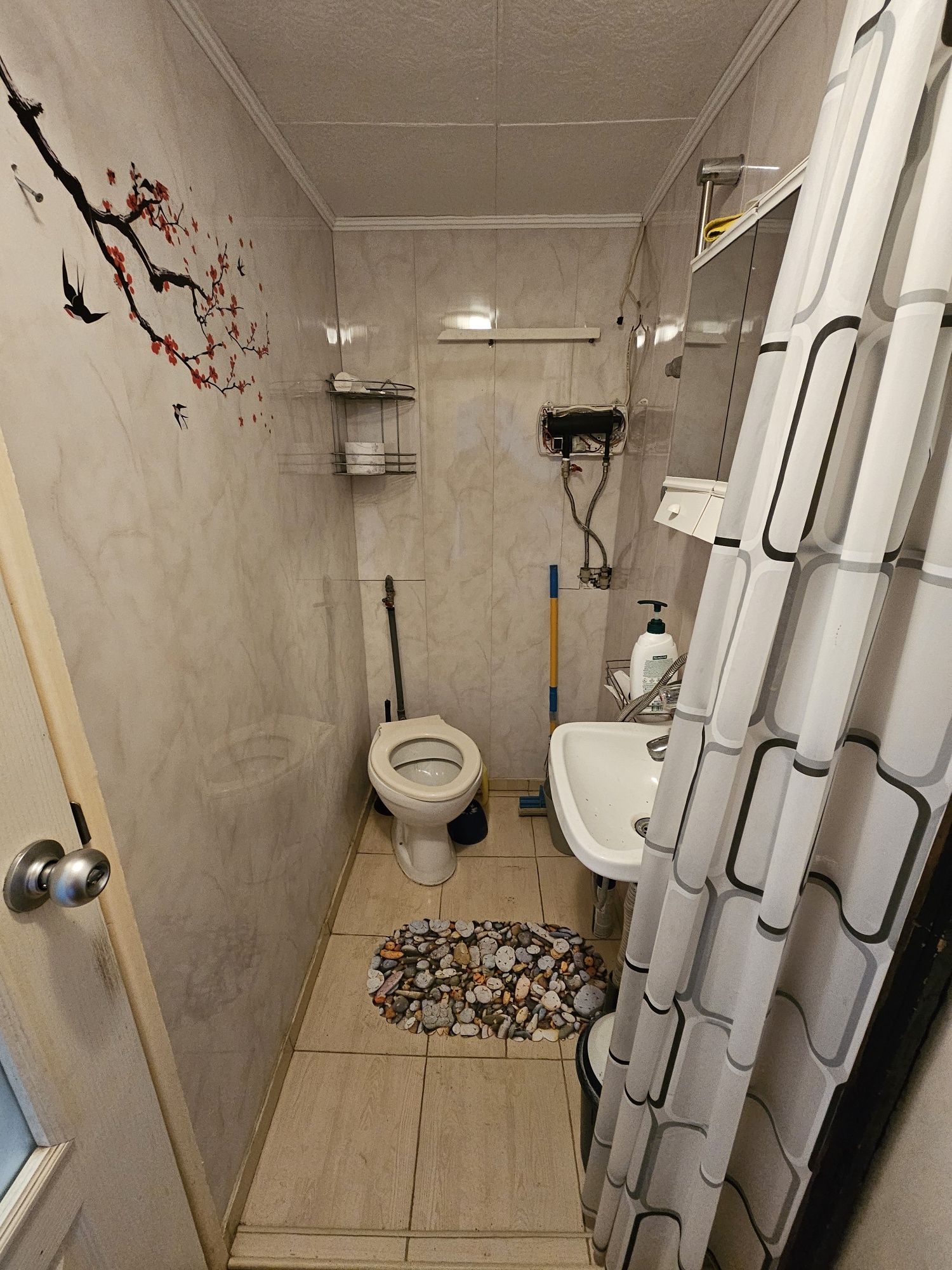 Къща под наем, 2 спални, 2 тоалетни