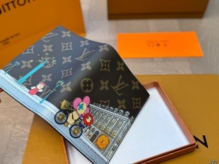 Портфейл Луис Витон