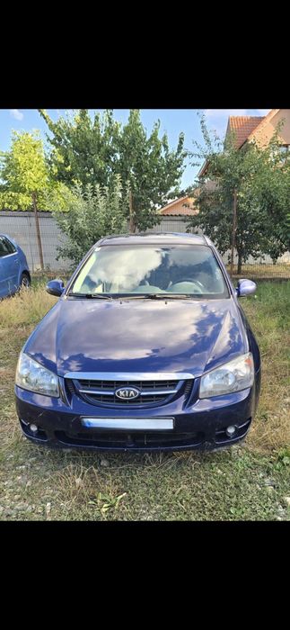 Vând Kia Cerato 1.5 Crdi