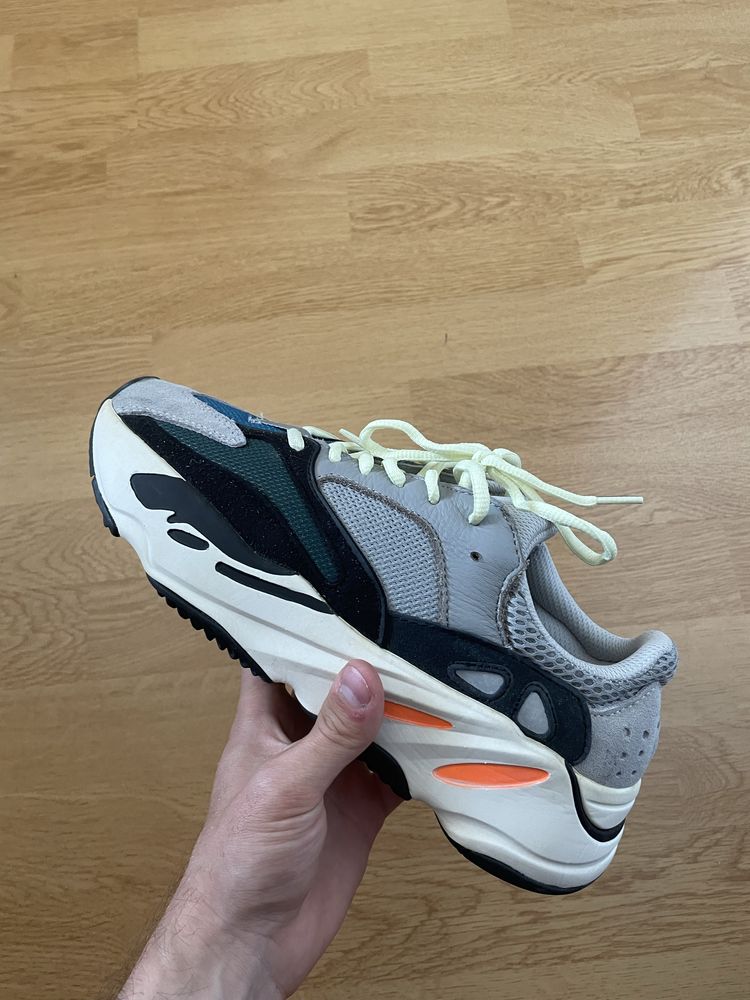 Yeezy 700 Wave Runner