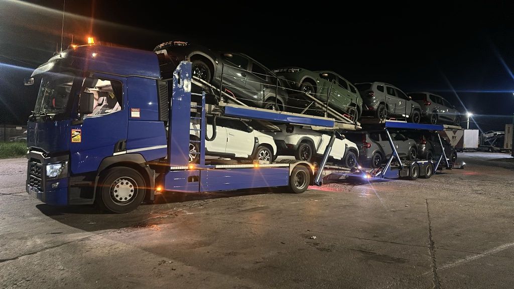 Transportor auto Renault + Kassbohrer Metago full