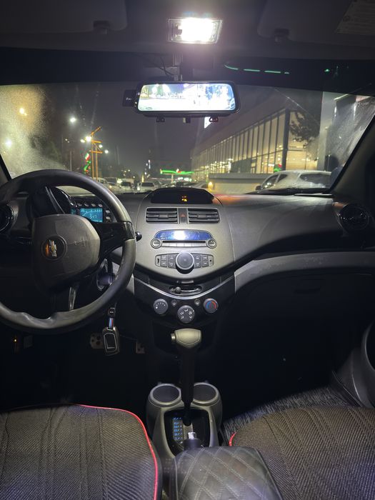 Spark 1.25L.  2012 yil. Avtomat. Metan.