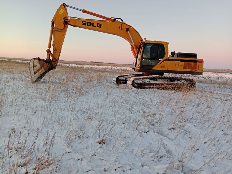 Услуги, аренда гусеничный экскаватор 1,6 куб, 2024 года