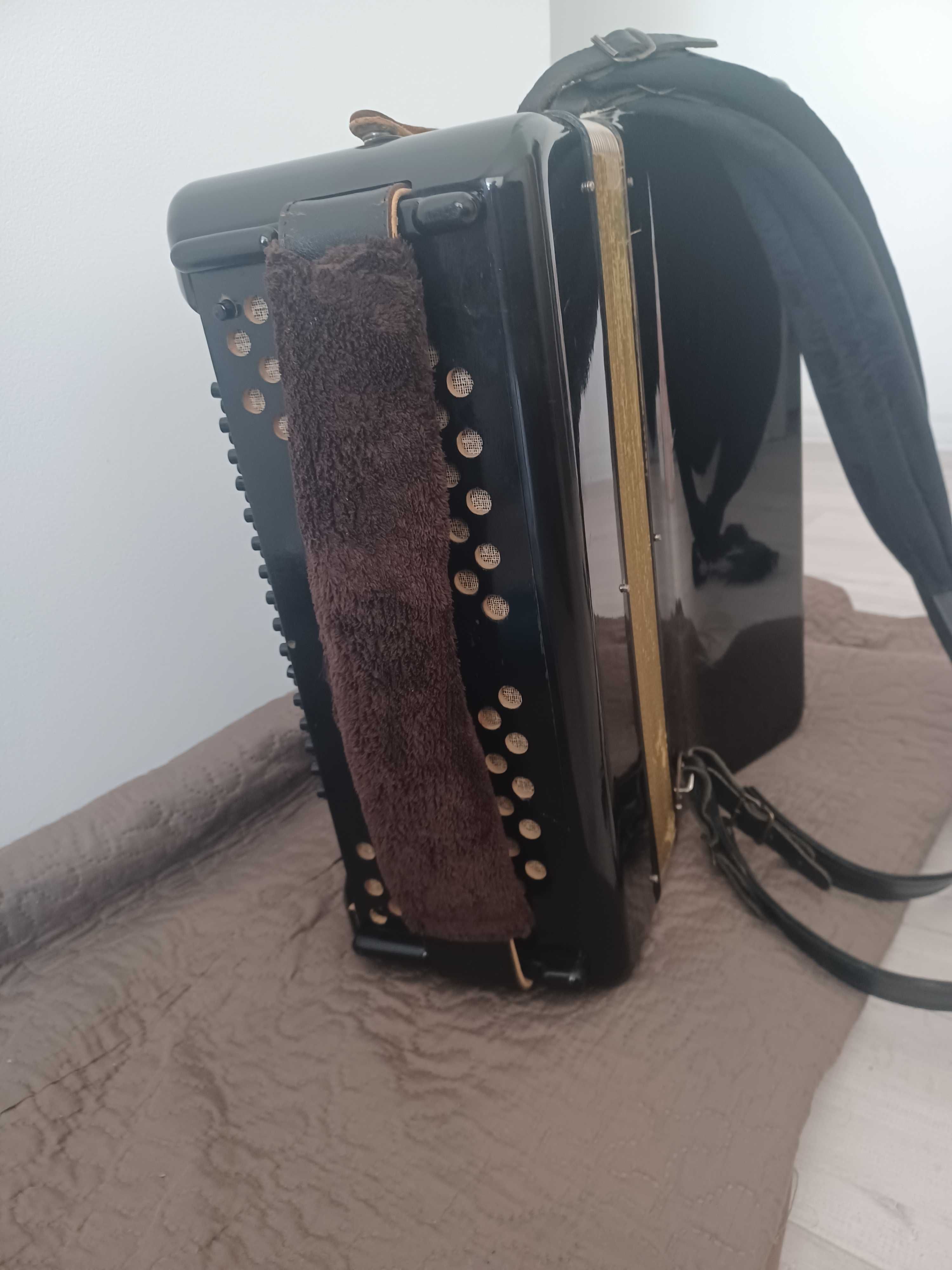 Acordeon hohner verdi 2M