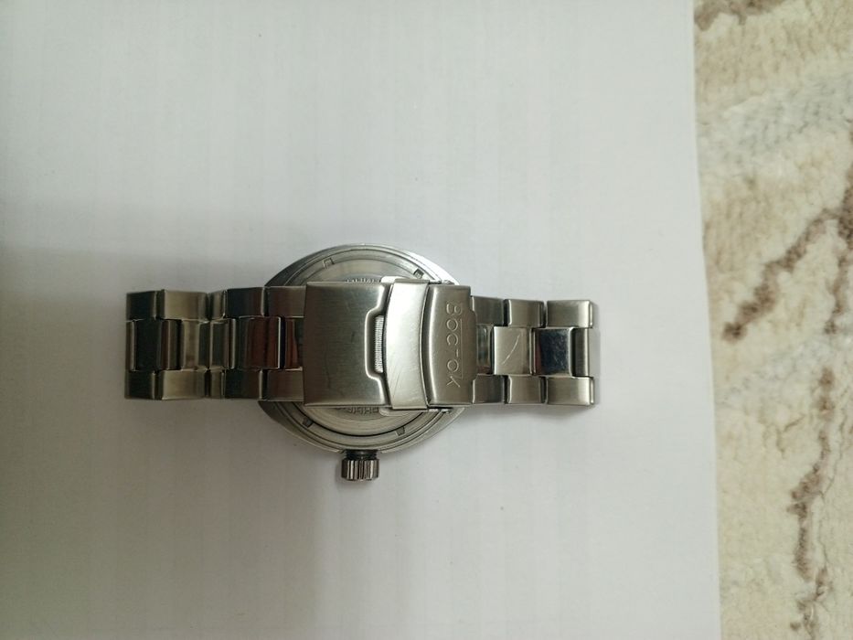 Часы механические с автоподзаводом. Амфибия 2416 Б.