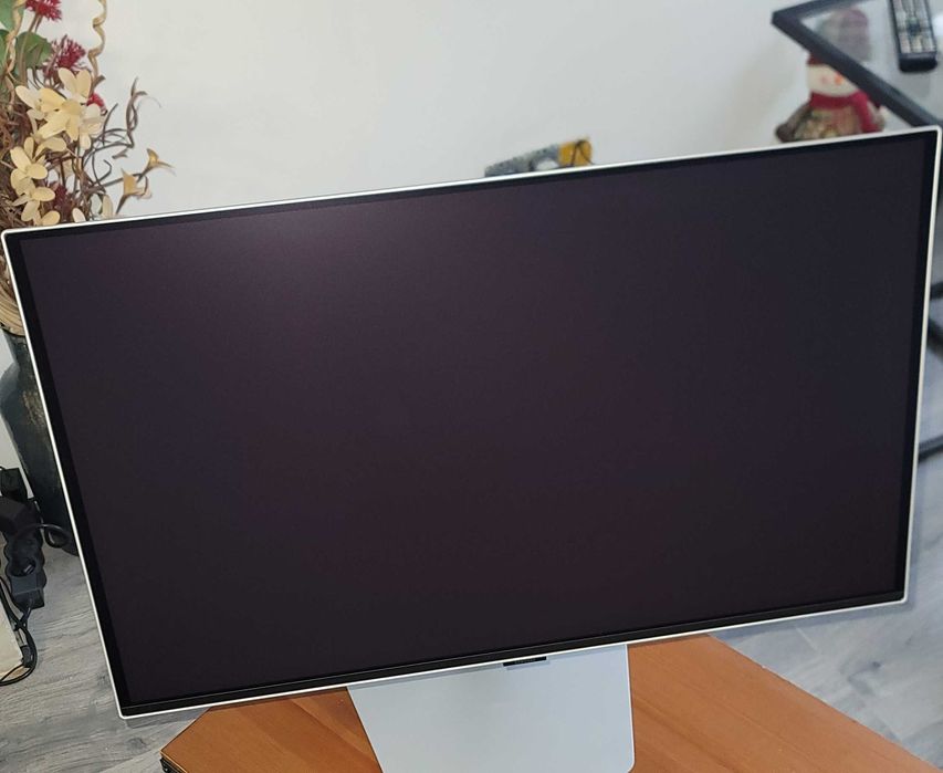 Samsung Odyssey G6 27" QD-OLED (LS27DG610SUXEN) – нов, пълен комплект!