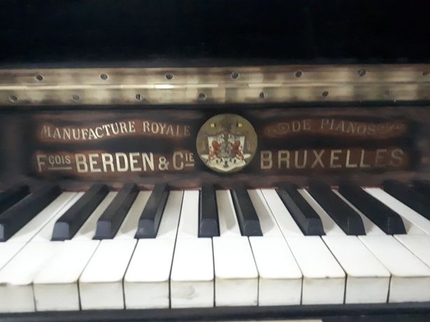 Pianina Francois Berden&Cie