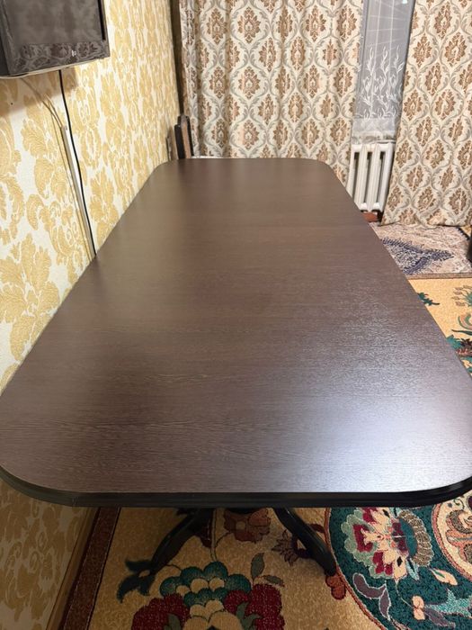 Продам стол в хорошем состоянии