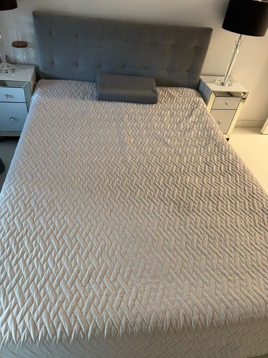 Vând pat dormitor și șezlong