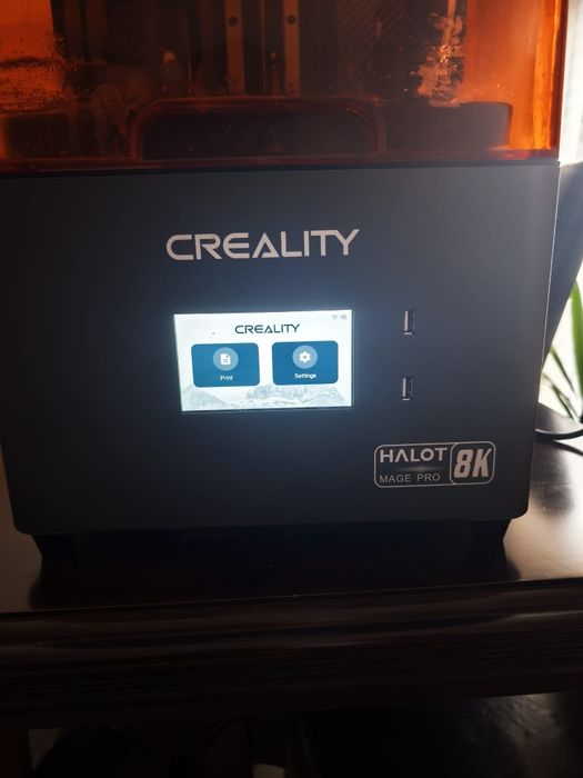 imprimantă 3D cu rășină Creality HALOT-MAGE Pro 8K.