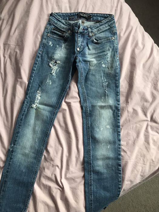 Дънки малък размер