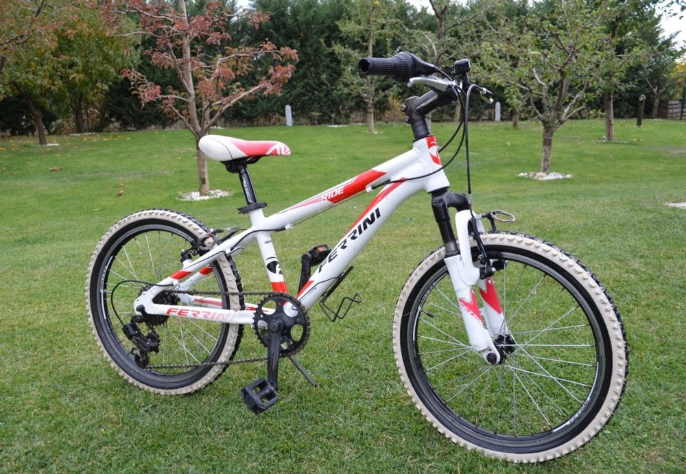Bicicleta MTB 20 " Aluminiu