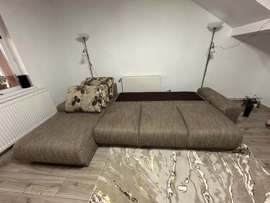 Canapea extensibila!