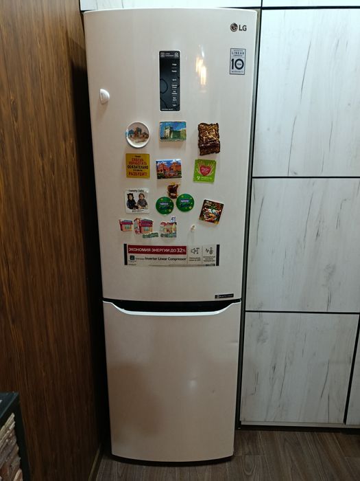 Продам LG Холодильник