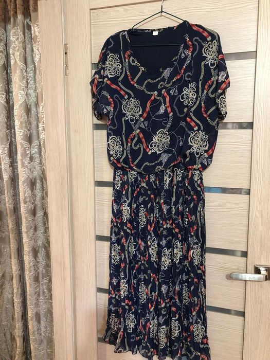 Одежда женская платья, кофточки, шуба