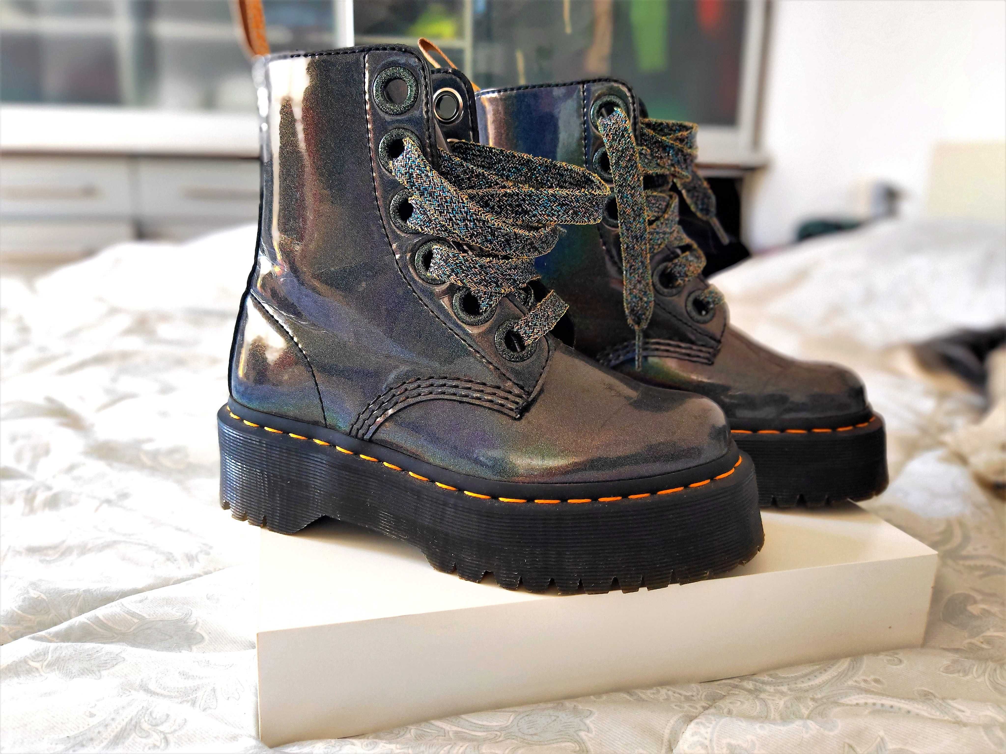 Кубинки Dr. Martens на платформа, номер 36