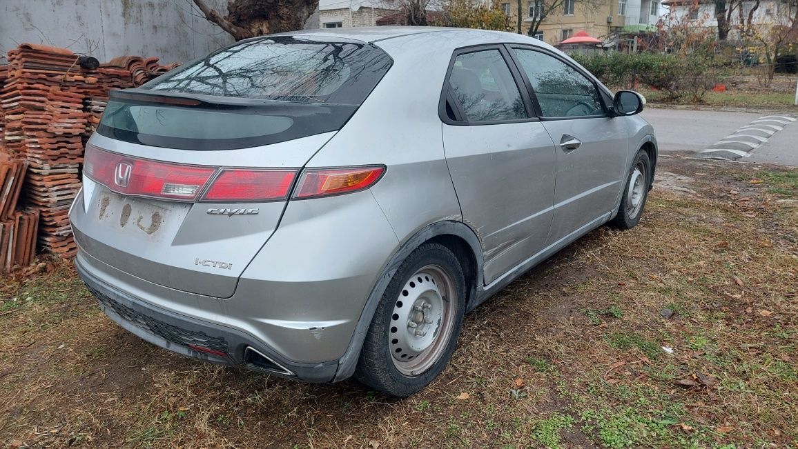 Honda Civic 8 2.2 дизел на части