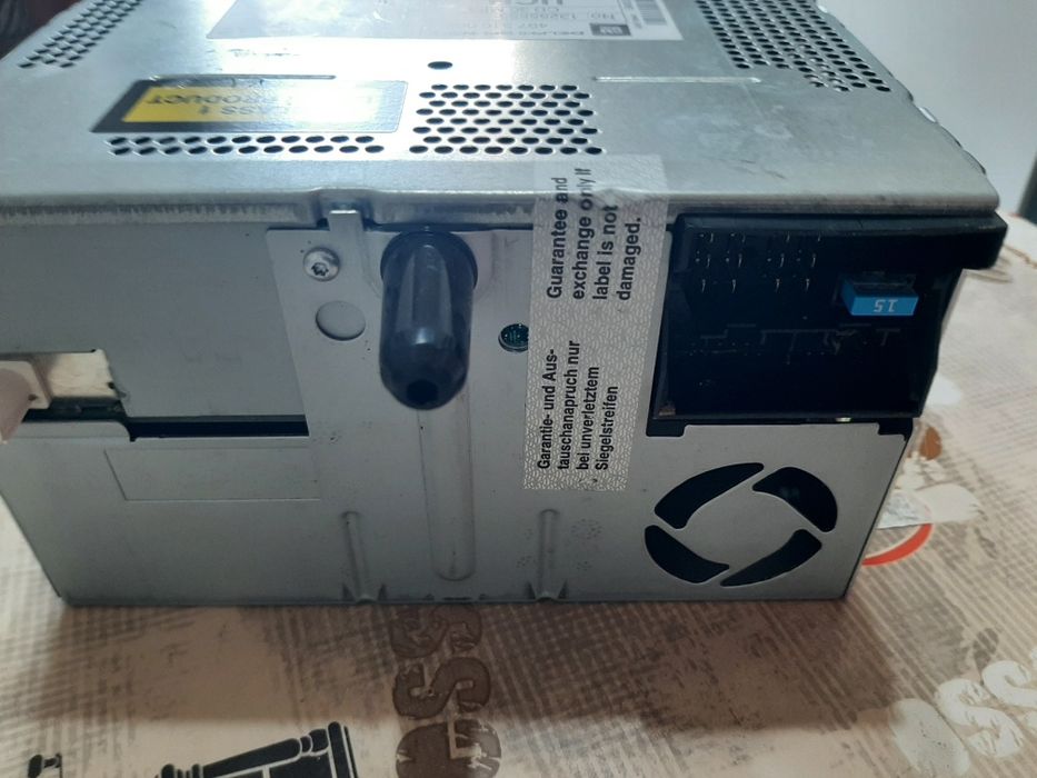 Vând consolă Opel MP 3 second-hand
