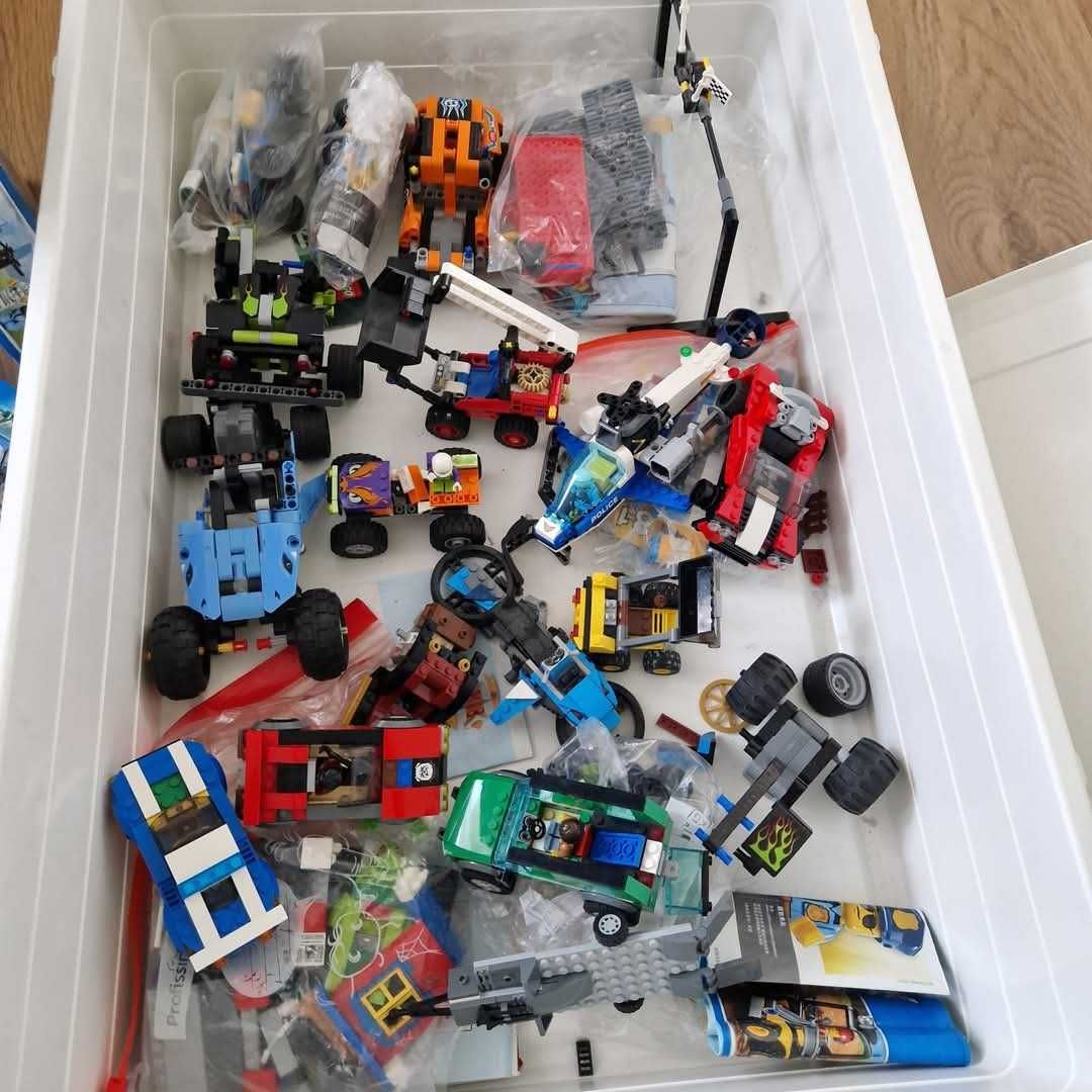 Lego, mai multe modele