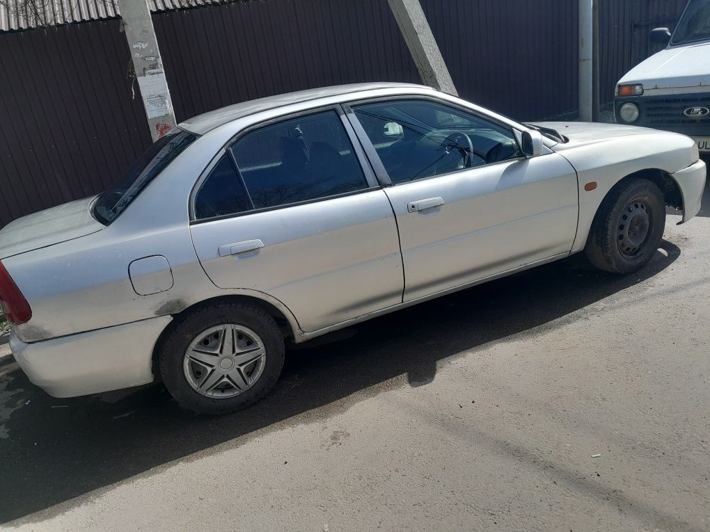 Продам Mitsubishi Lancer