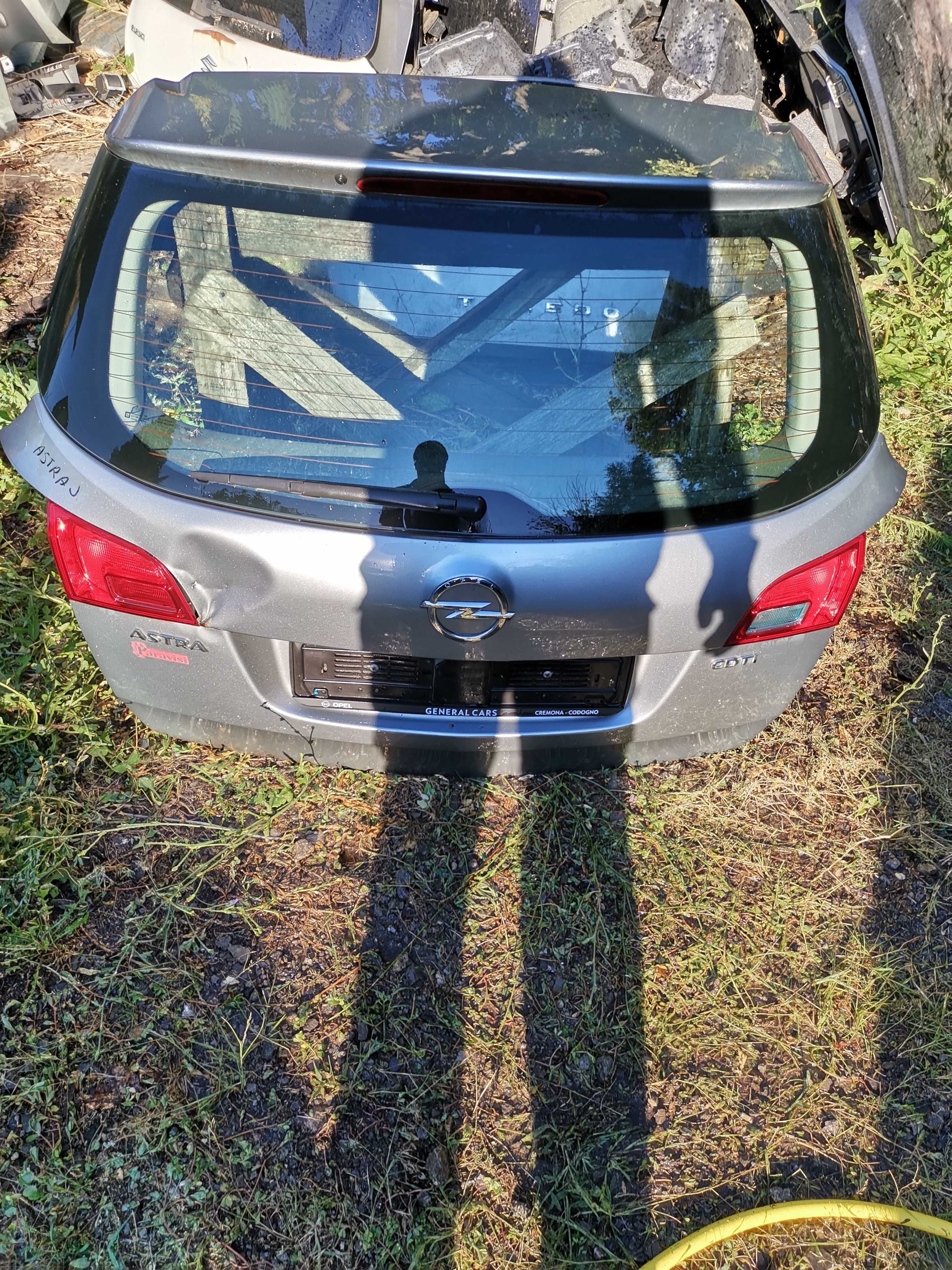 Заден капак багажник за Опел Астра/Opel Astra J 2009-2014 КОМБИ