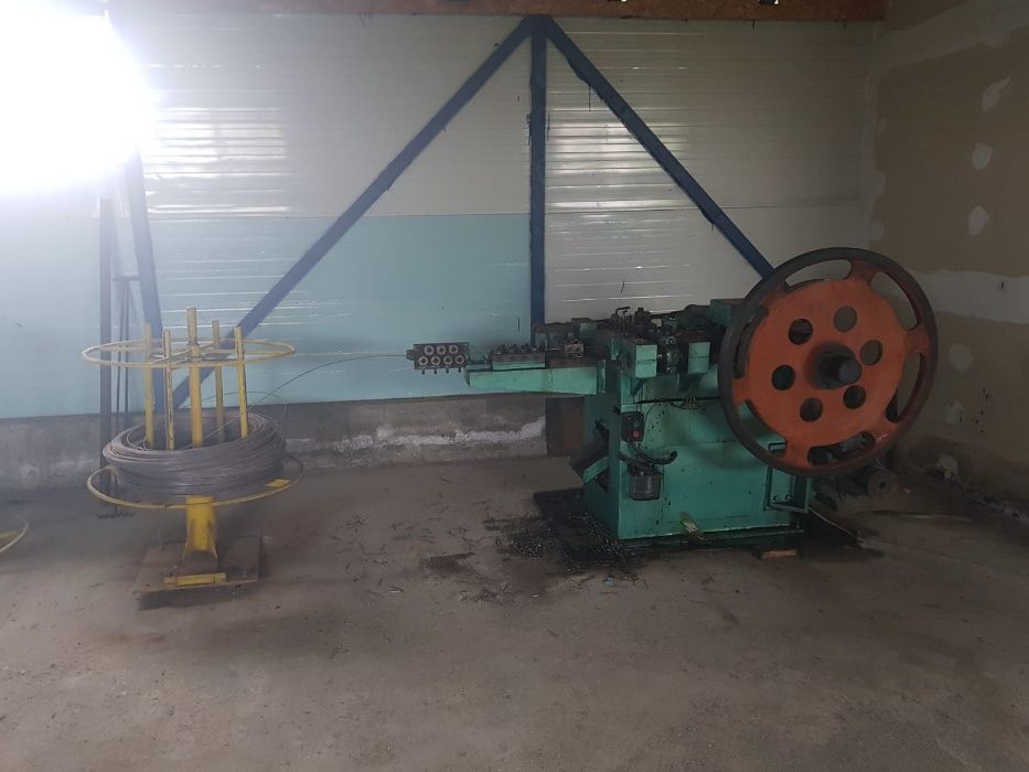 Masini confectionat cuie