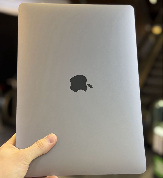 Ультратонкий бизнес ноутбук на каждый день. Macbook Air m1 8/256