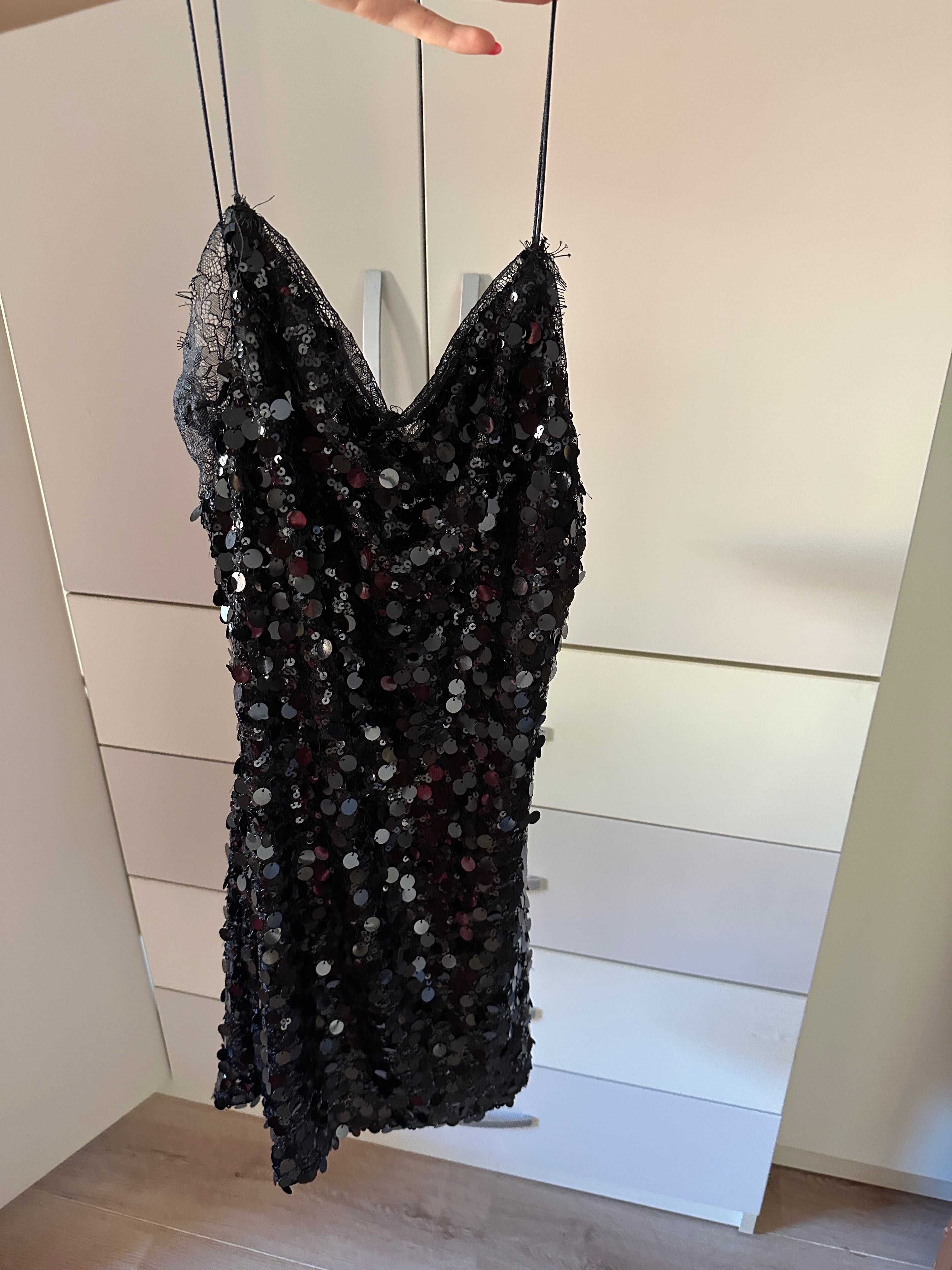 Нова рокля Zara с етикет