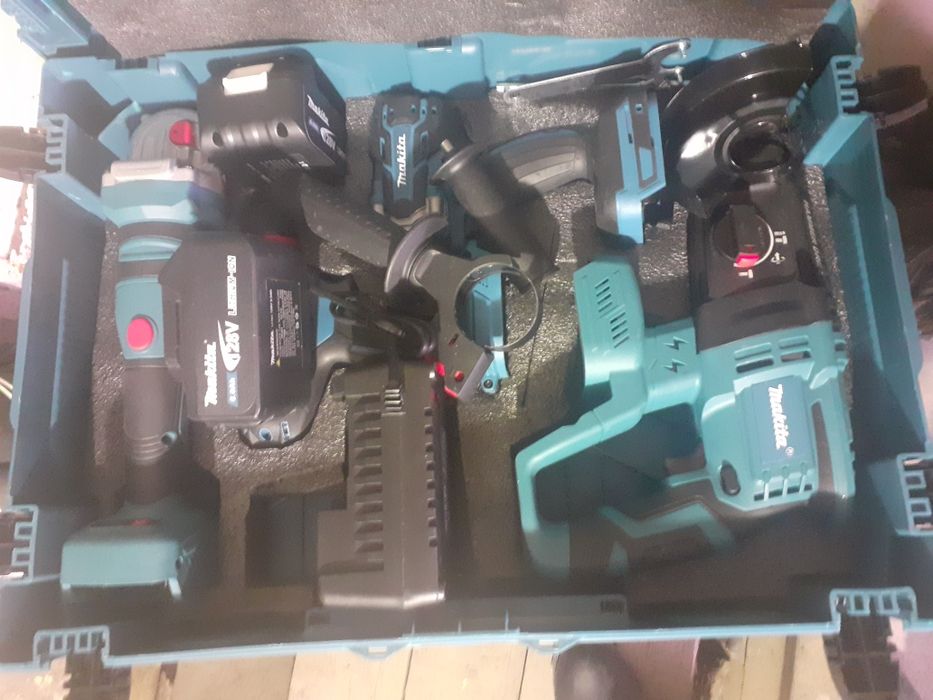 Продам электро инструменты на аккумуляторных батарейках