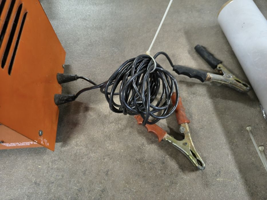 Стартово с зарядно Dary Start