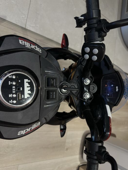 Акумулаторен мотор 12V APRILIA RS660